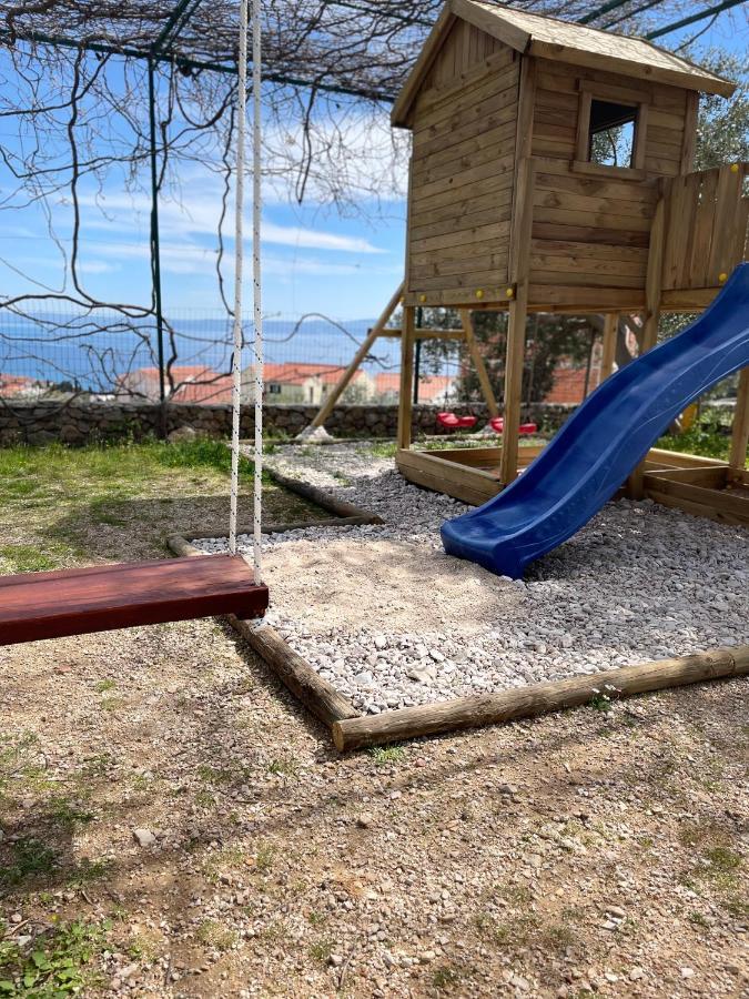Vacation House Marin With Jacuzzi - Bol, Brac Buitenkant foto